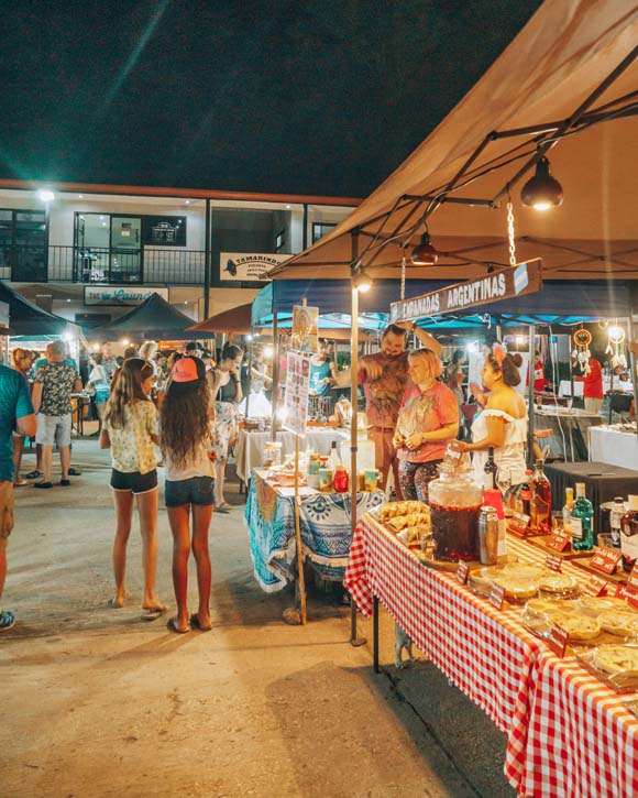 night market tamarindo, costa rica
